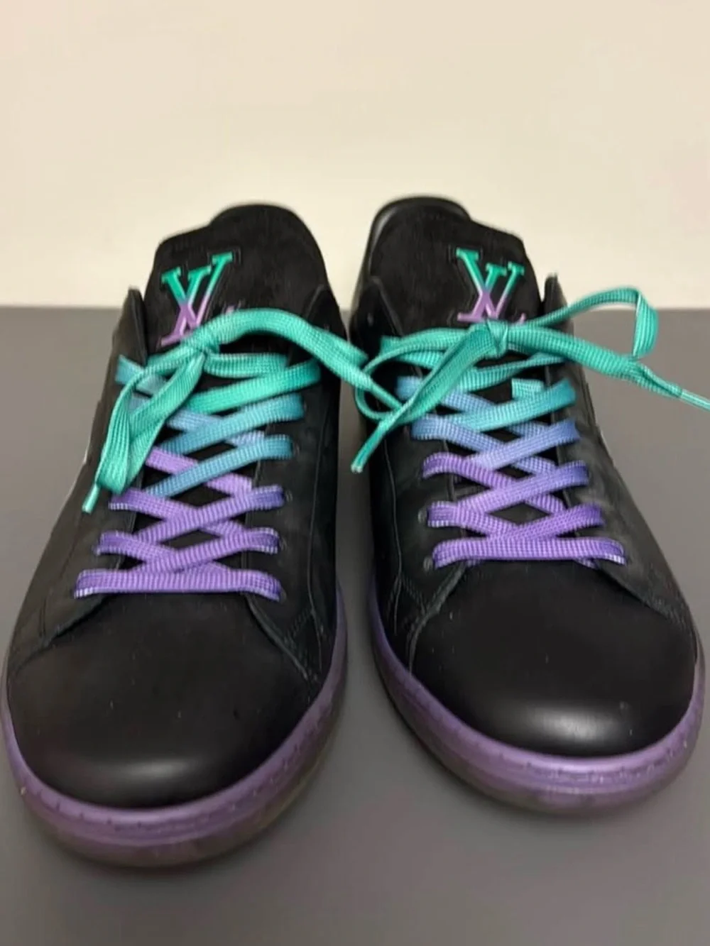 Men’s Louis Vuitton Luxembourg Samothrace Sneakers Size 10